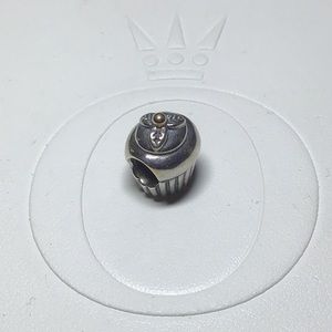 Pandora Cupcake Charm